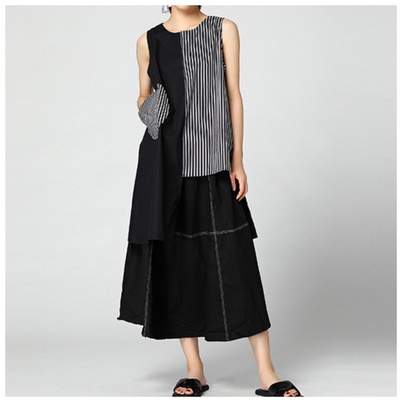 Black White 3D Stripe Pocket Oversize Tunic Top - Picture 3 of 8